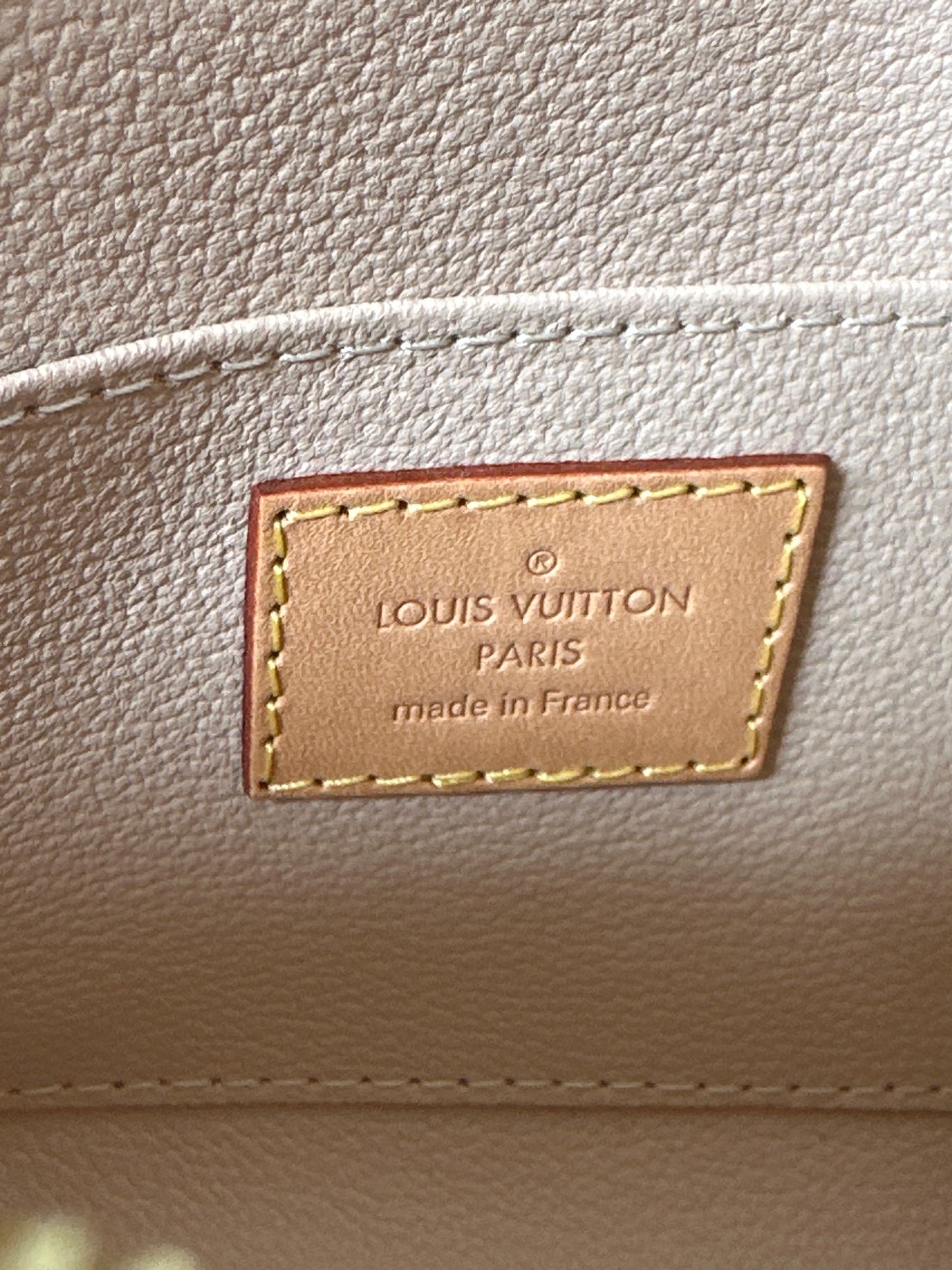Louis Vuitton Damier Azur Cosmetic Pouch 84532