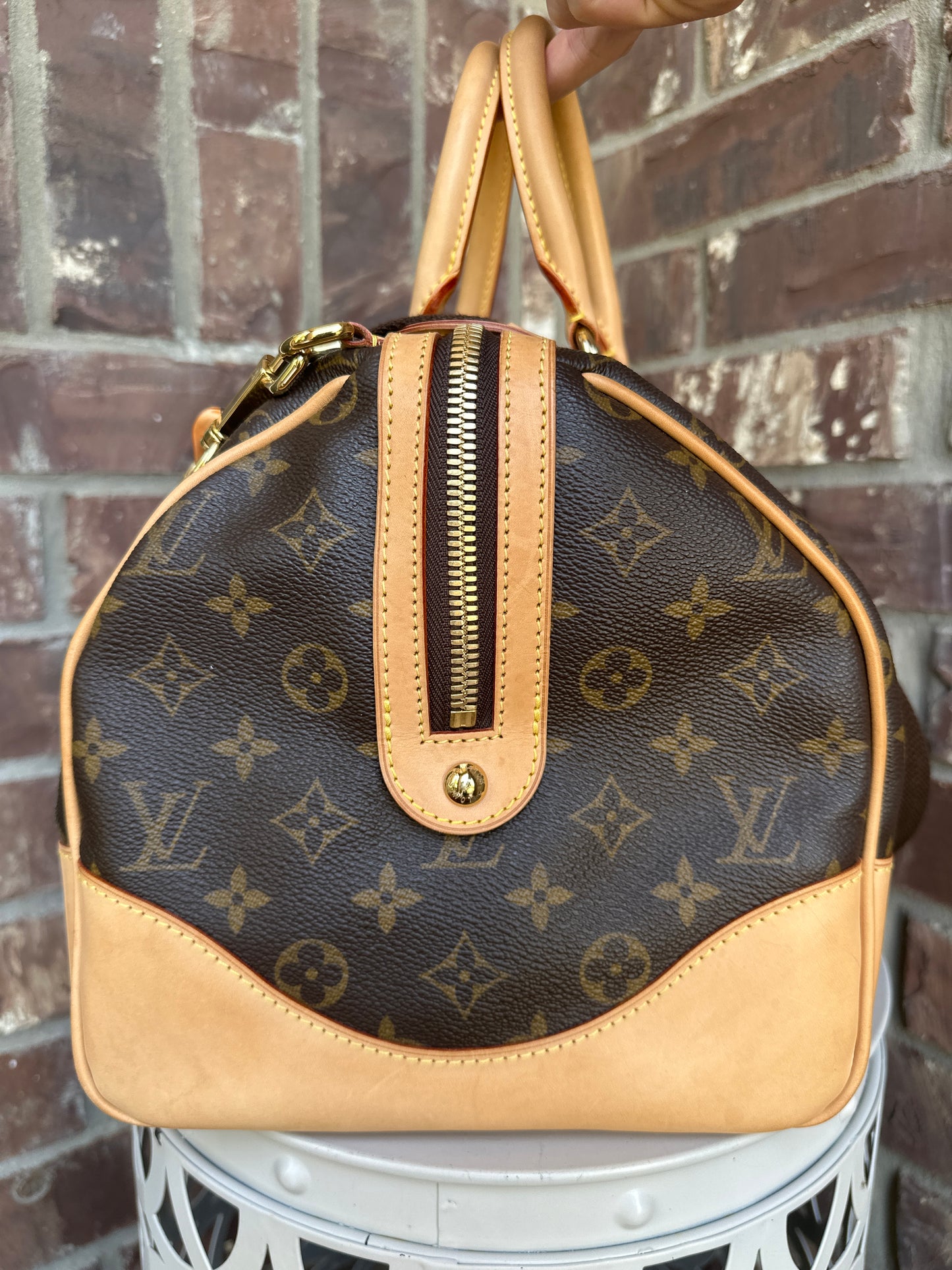 Louis Vuitton Stephen Handbag Monogram 711309053