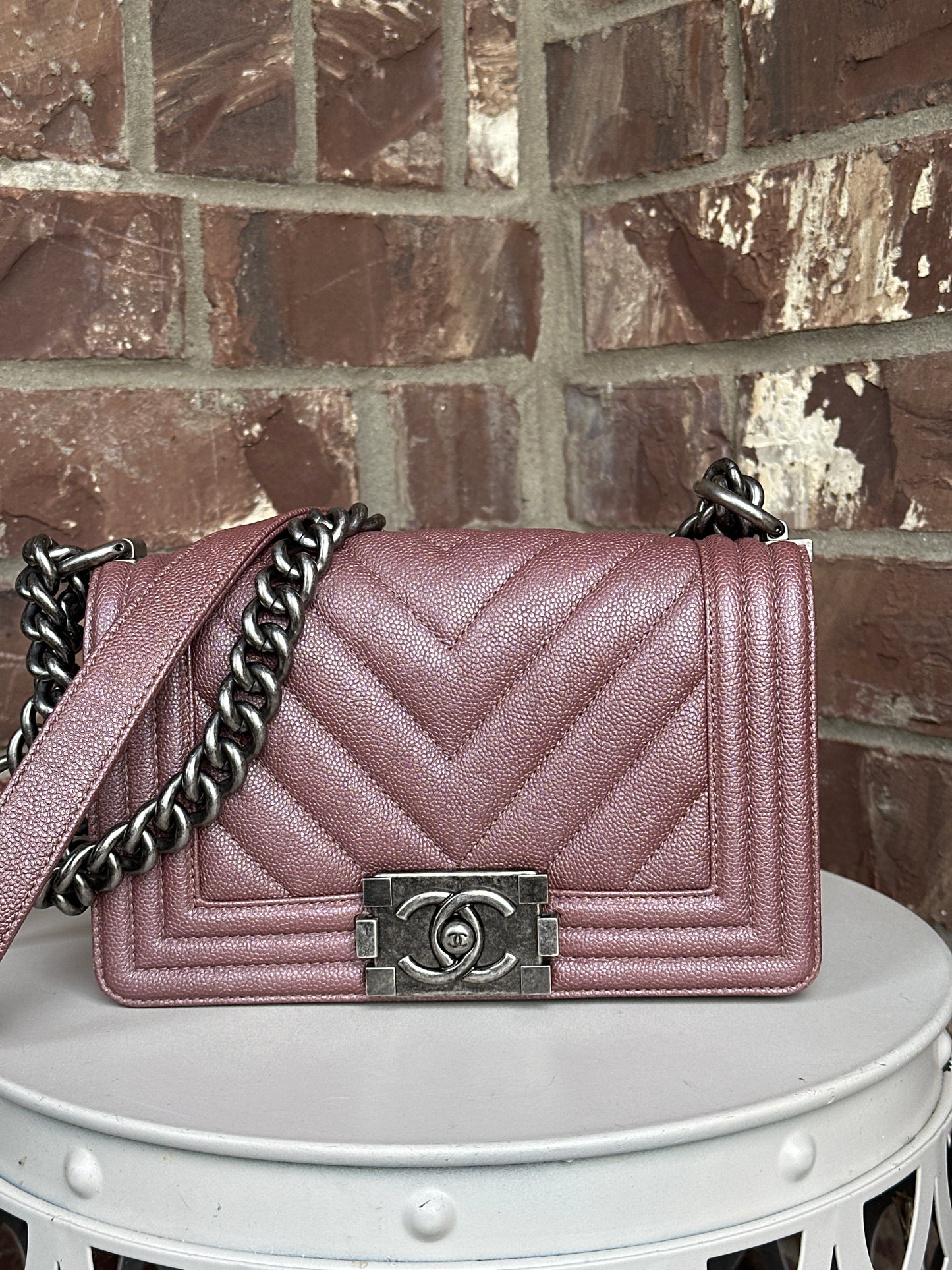 *Chanel Boy Flap Bag Chevron Caviar Small 90021