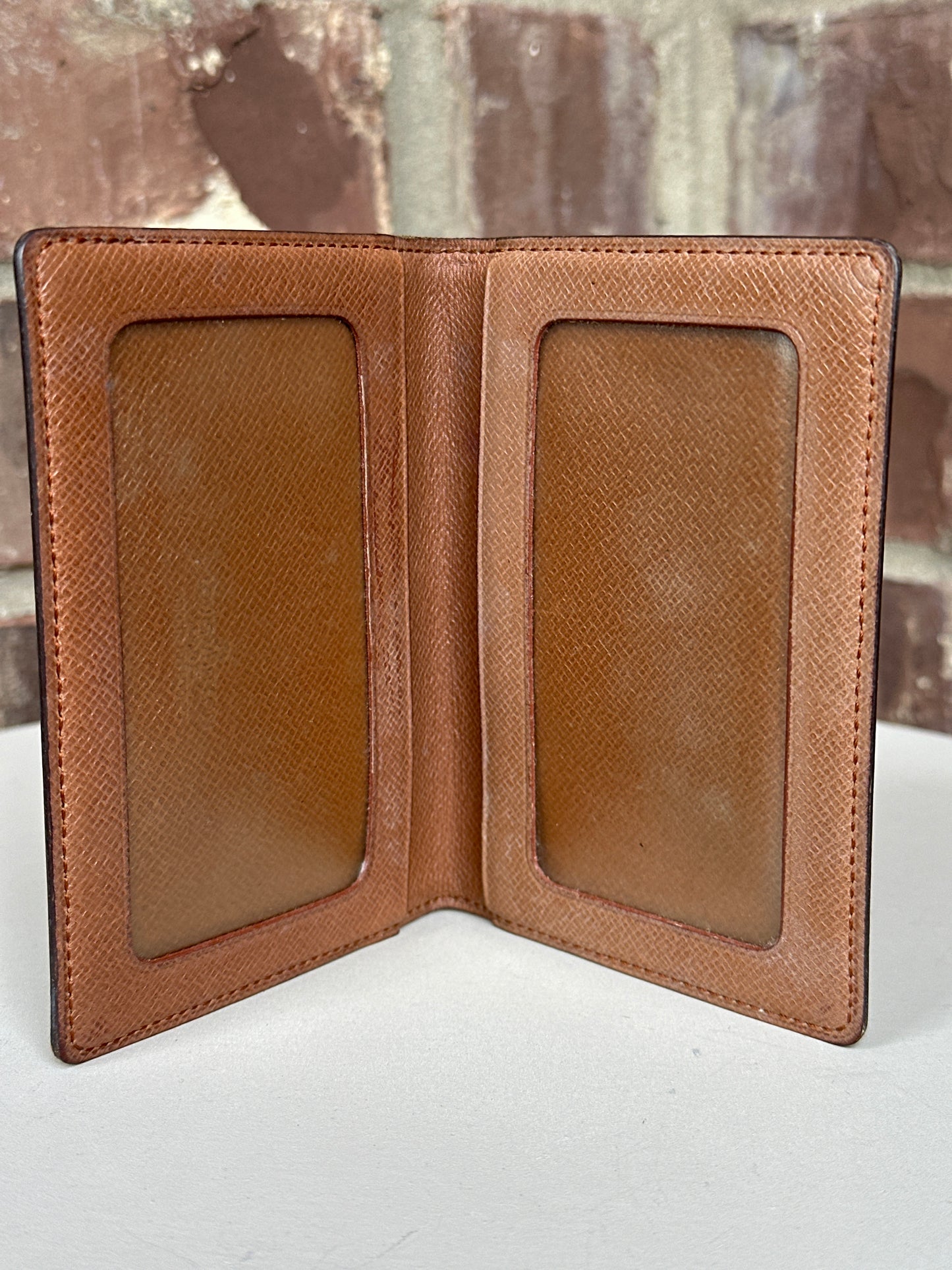 Louis Vuitton Monogram Porto 2 Cult Vertical Pass Case 95112