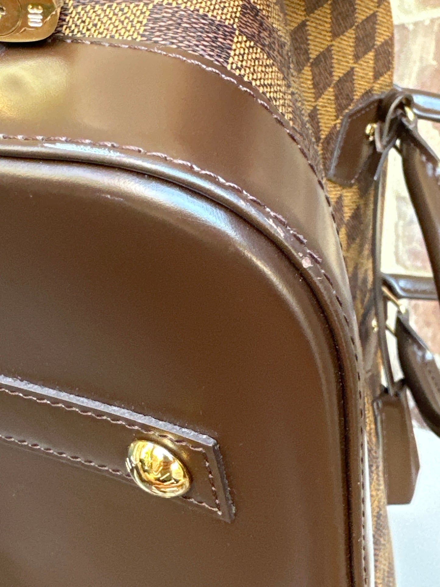 Louis Vuitton Alma Handbag Damier Ebene MM 73409