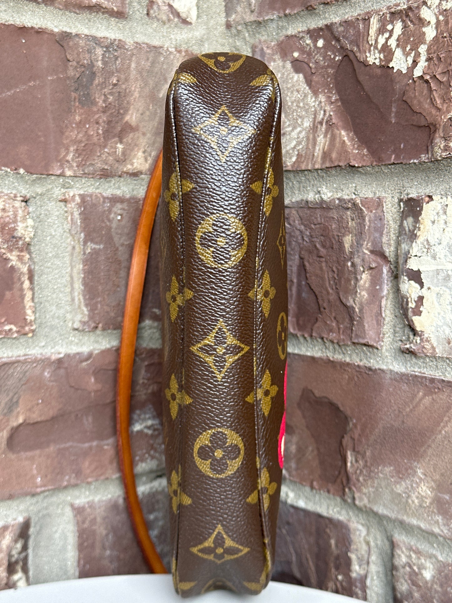 Louis Vuitton Cerises Limited Edition Pochette 56878