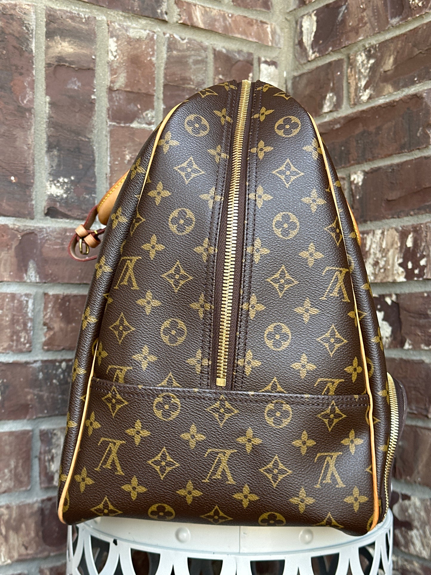 Louis Vuitton Evasion Travel Bag Monogram Canvas MM 51123
