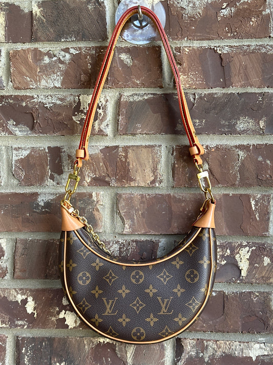 Louis Vuitton Loop Handbag Monogram Canvas 76778