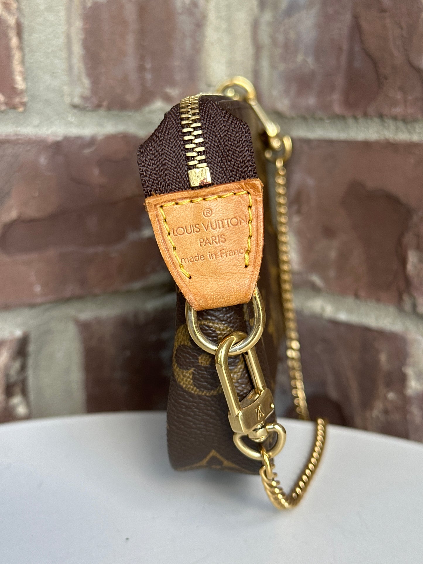 Louis Vuitton Mini Pochette 32467