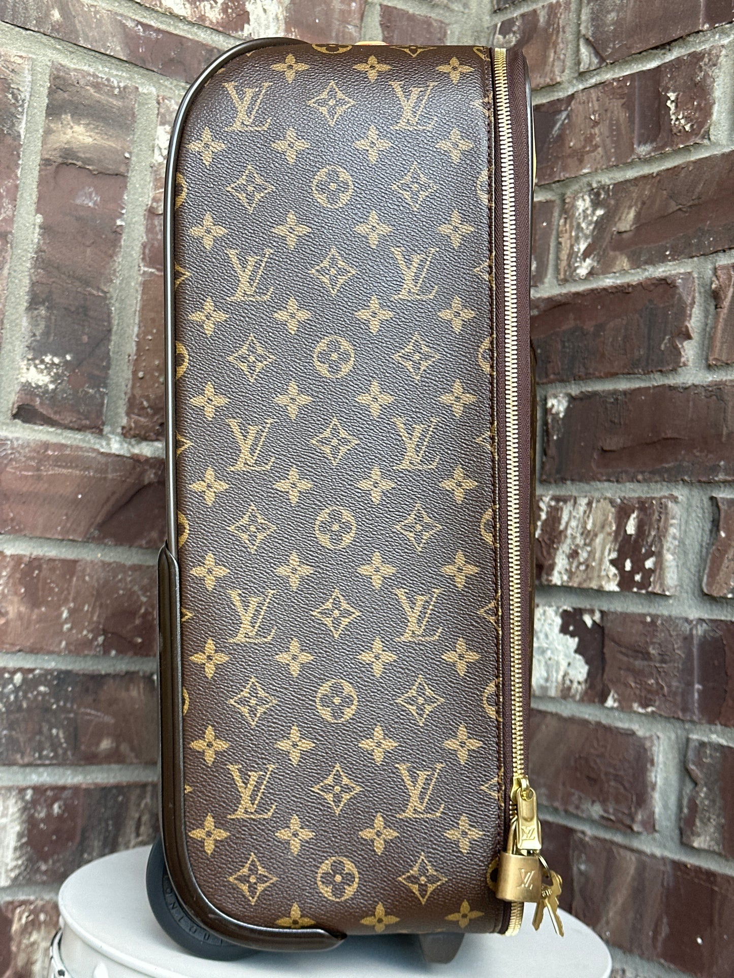 Louis Vuitton Pegase Luggage Monogram Canvas 45 54667