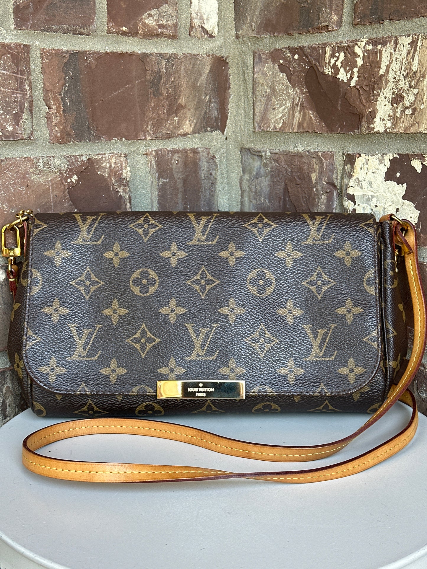 Louis Vuitton Favorite Handbag Monogram Canvas MM 83006