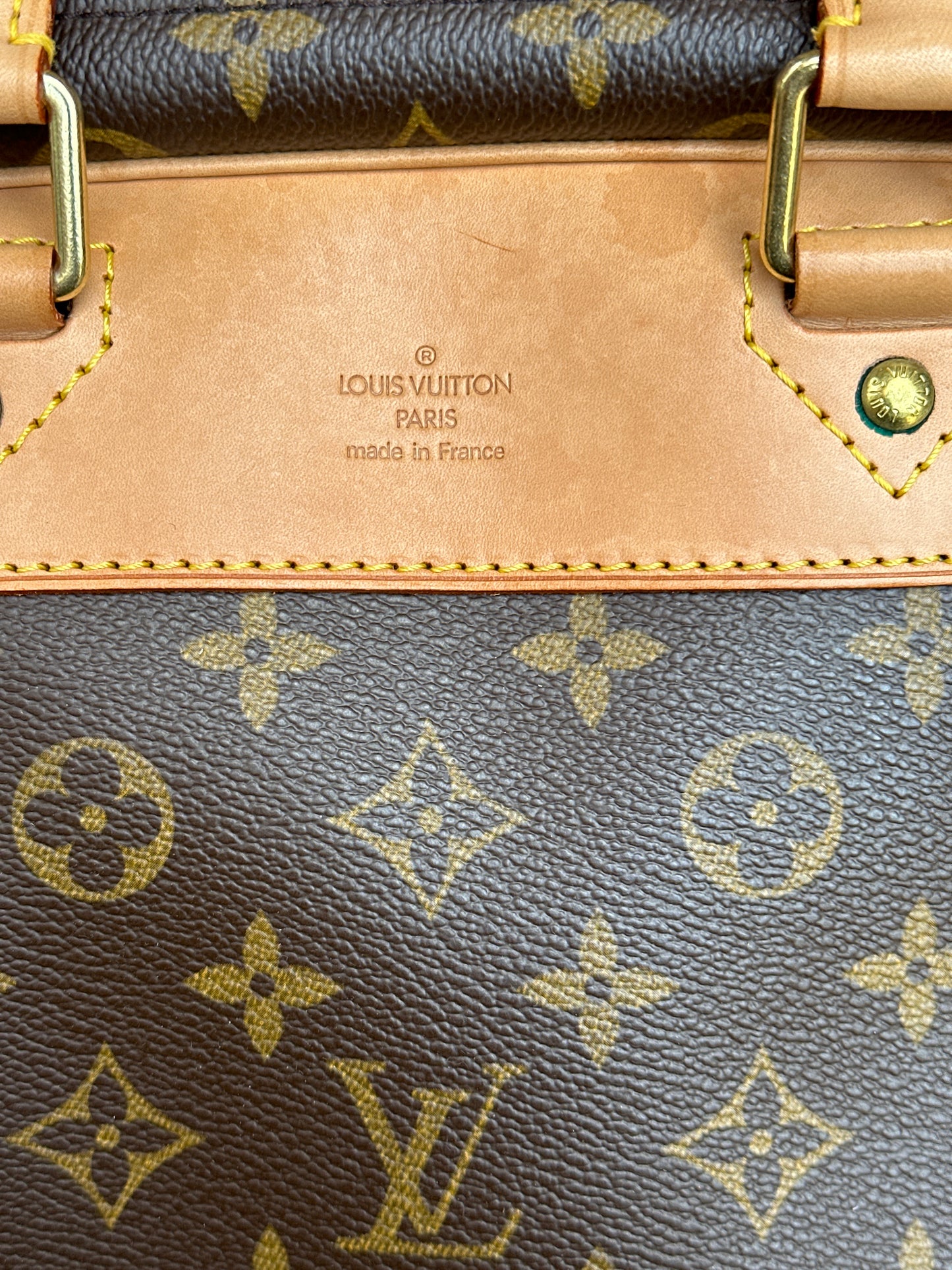 Louis Vuitton Evasion Travel Bag Monogram Canvas MM 51123