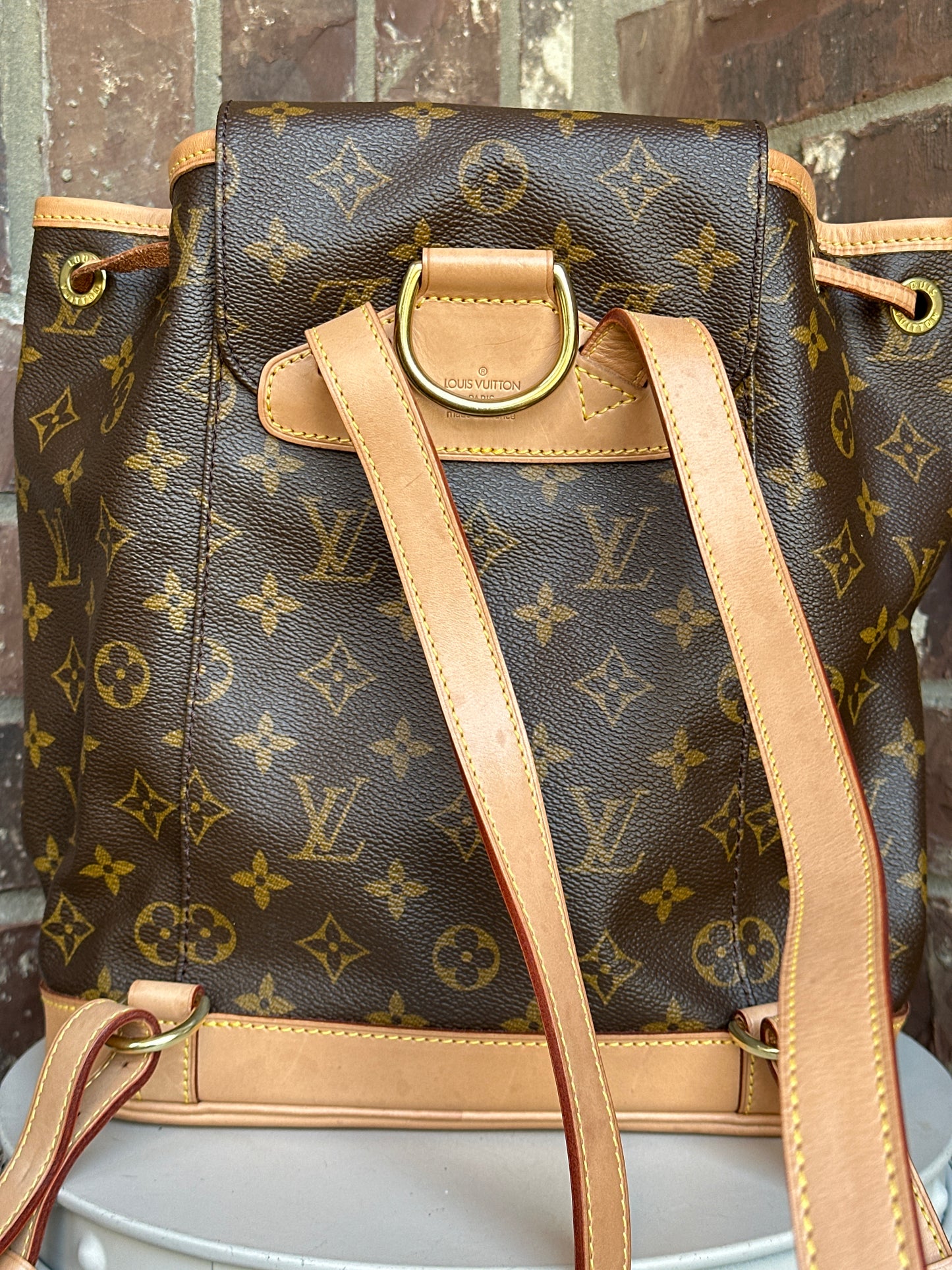 Louis Vuitton Vintage Montsouris Backpack Monogram Canvas MM 82323