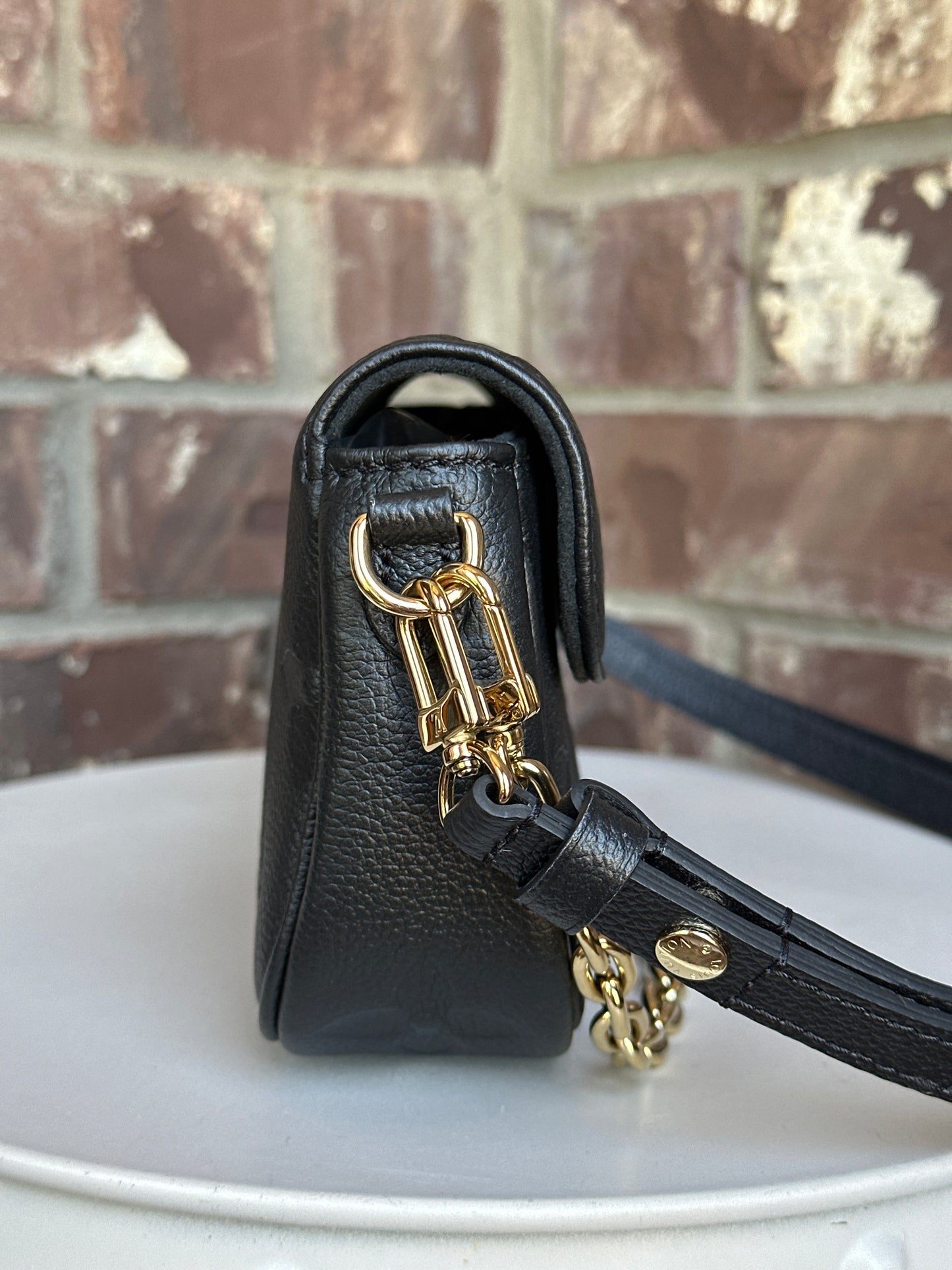 Louis Vuitton Ivy Wallet on Chain Monogram Empreinte Giant 55576