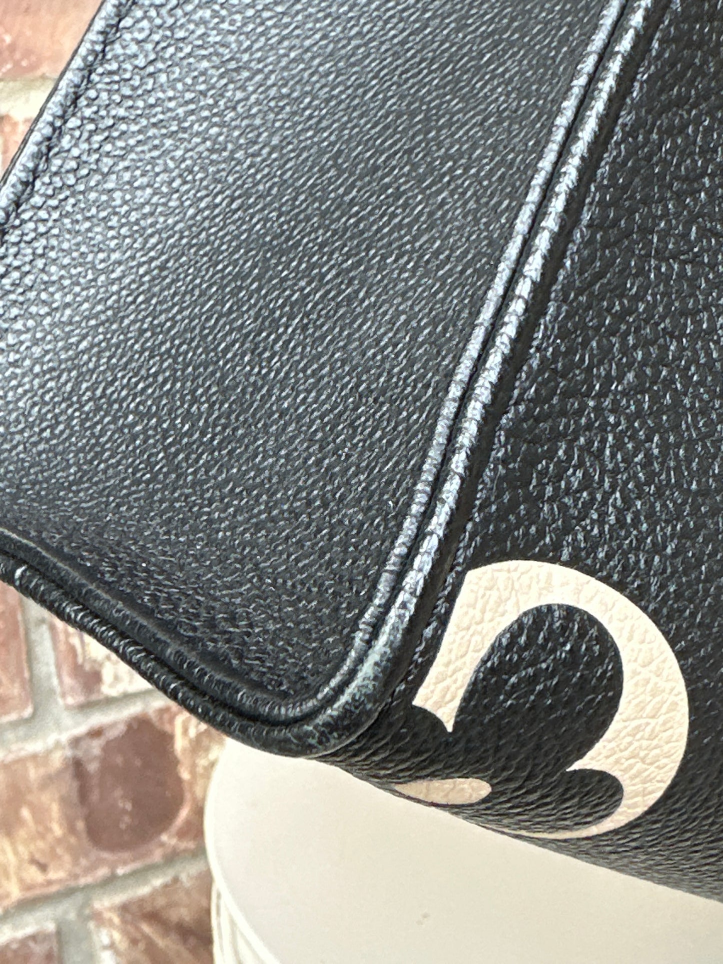 Louis Vuitton OnTheGo Tote Bicolor Monogram Empreinte Giant PM 90376