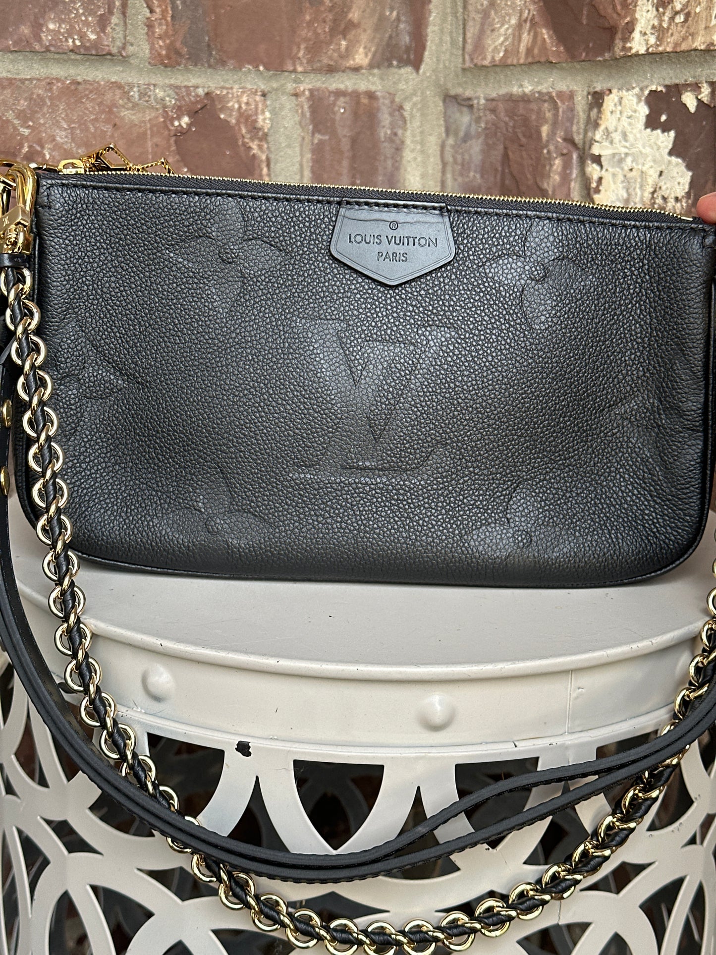 Louis Vuitton Multi Pochette Accessoires Monogram Empreinte Giant 943456