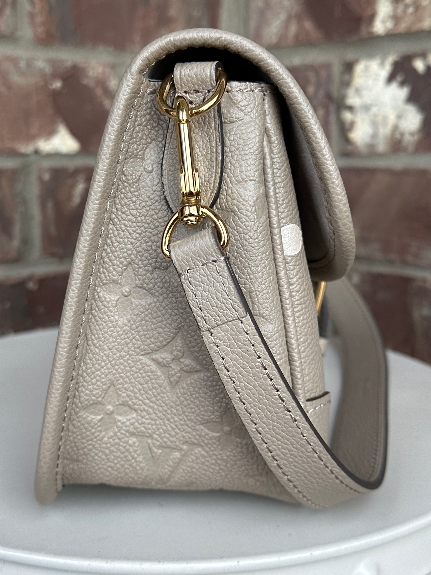 Louis Vuitton Diane Bicolor Monogram Empreinte Giant NM 54121