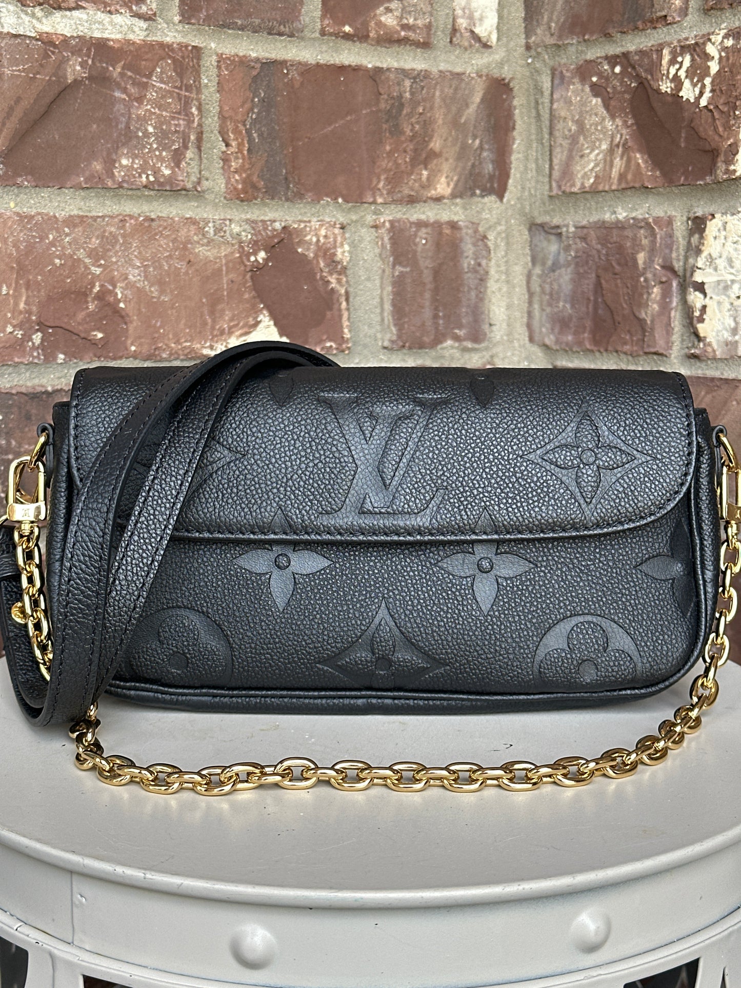 Louis Vuitton Ivy Wallet on Chain Monogram Empreinte Giant 93454