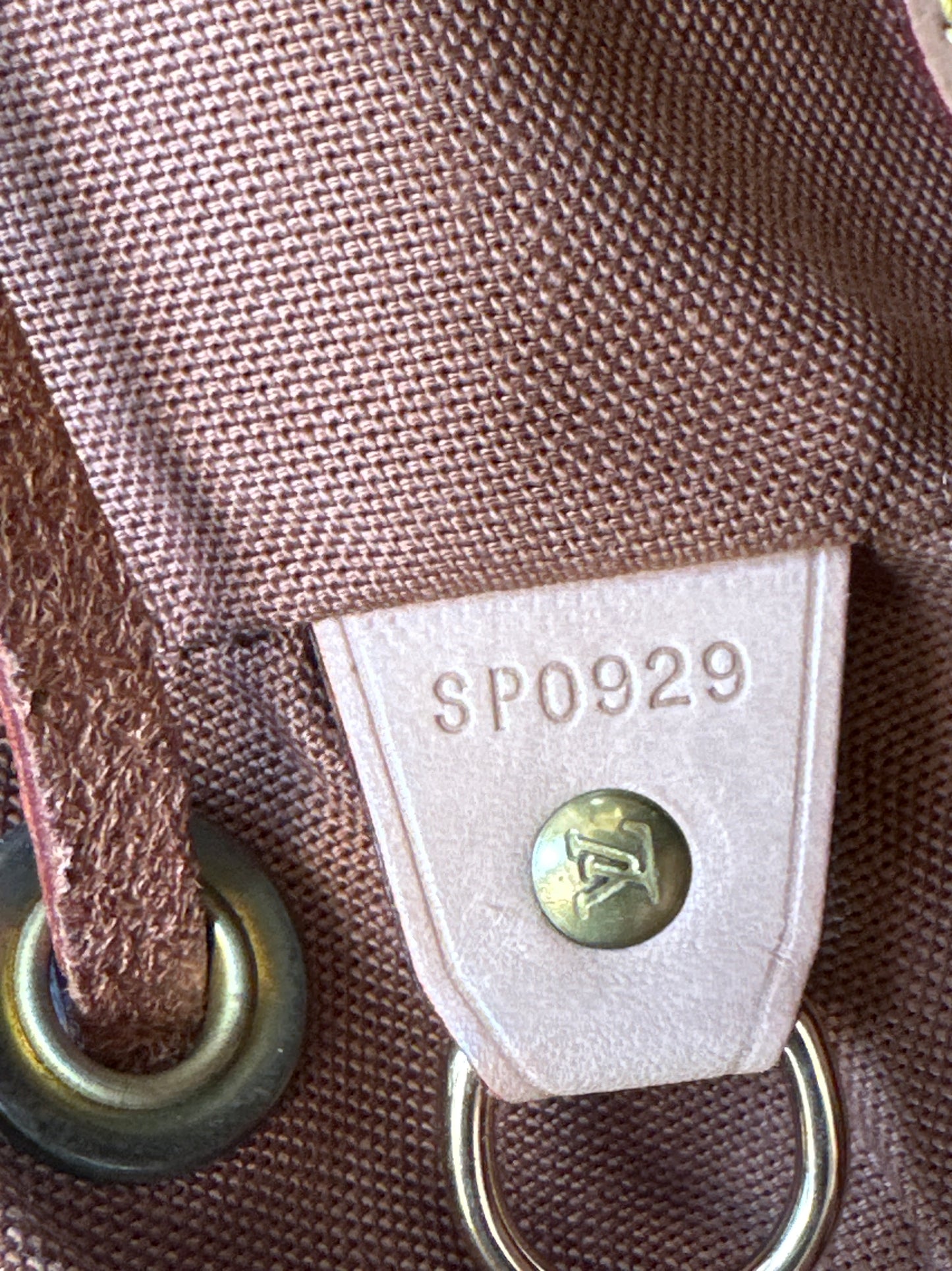 Louis Vuitton Vintage Montsouris Backpack Monogram Canvas MM 82323