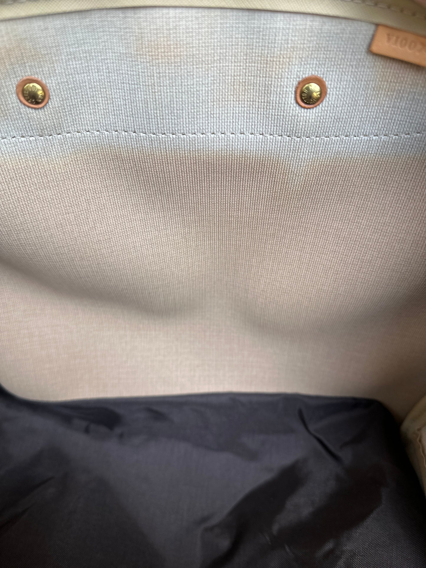 Louis Vuitton Evasion Travel Bag Monogram Canvas MM 51123