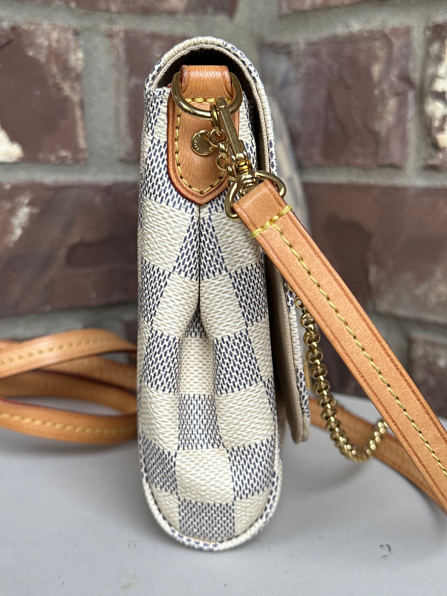 Louis Vuitton Favorite Handbag Damier MM 76890
