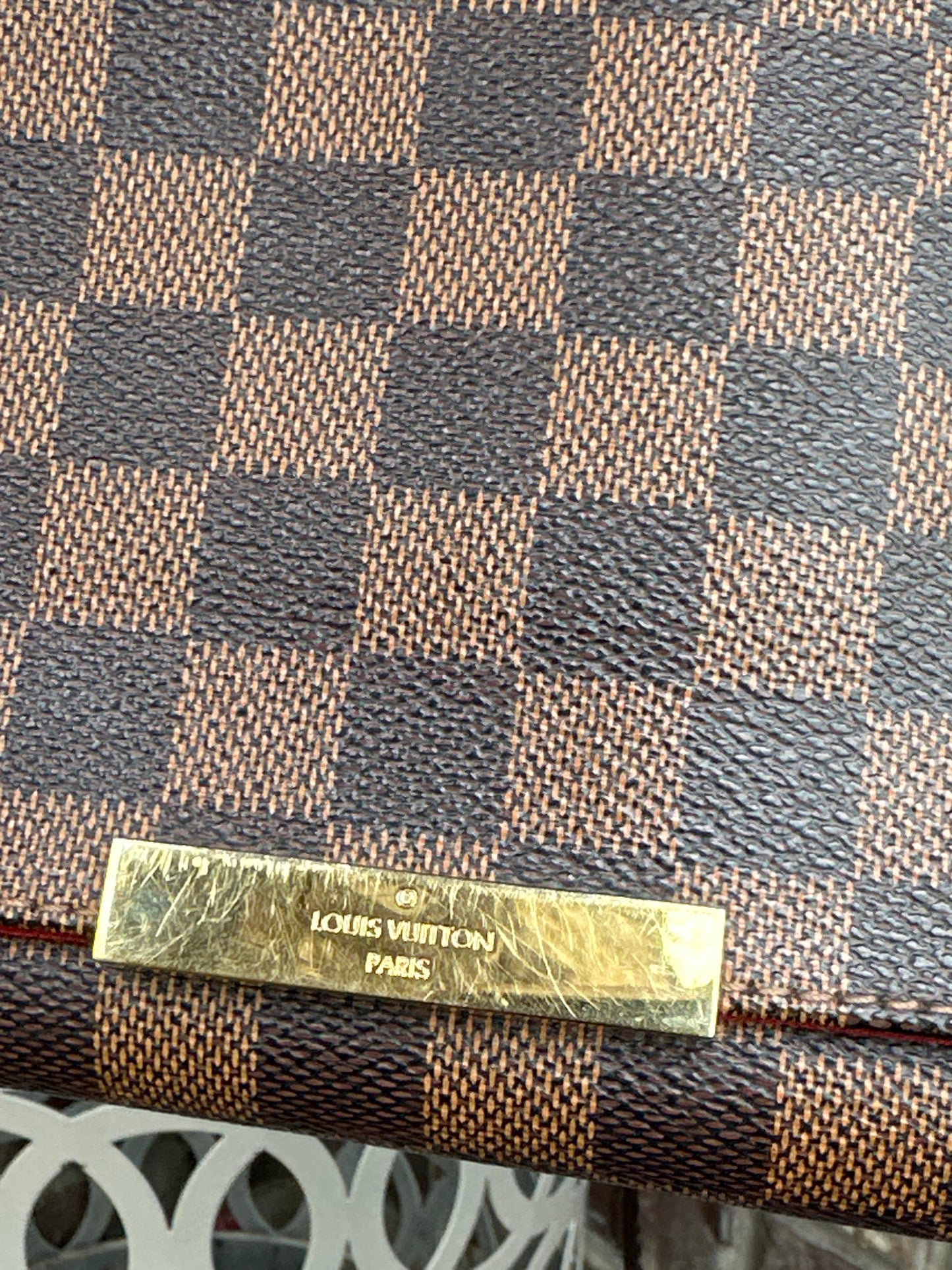 Louis Vuitton Favorite Handbag Damier MM 97864