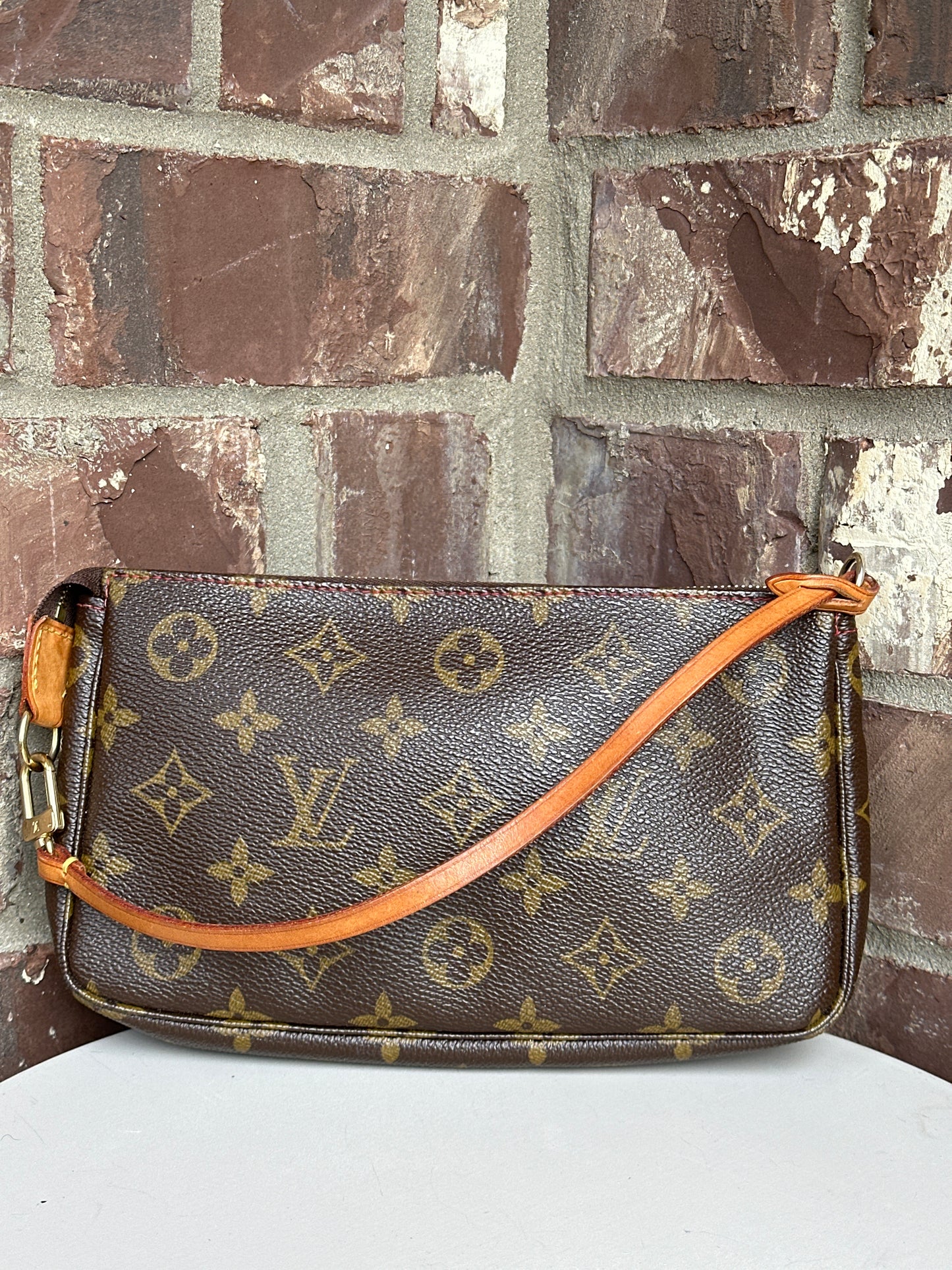 Louis Vuitton Cerises Limited Edition Pochette 56878