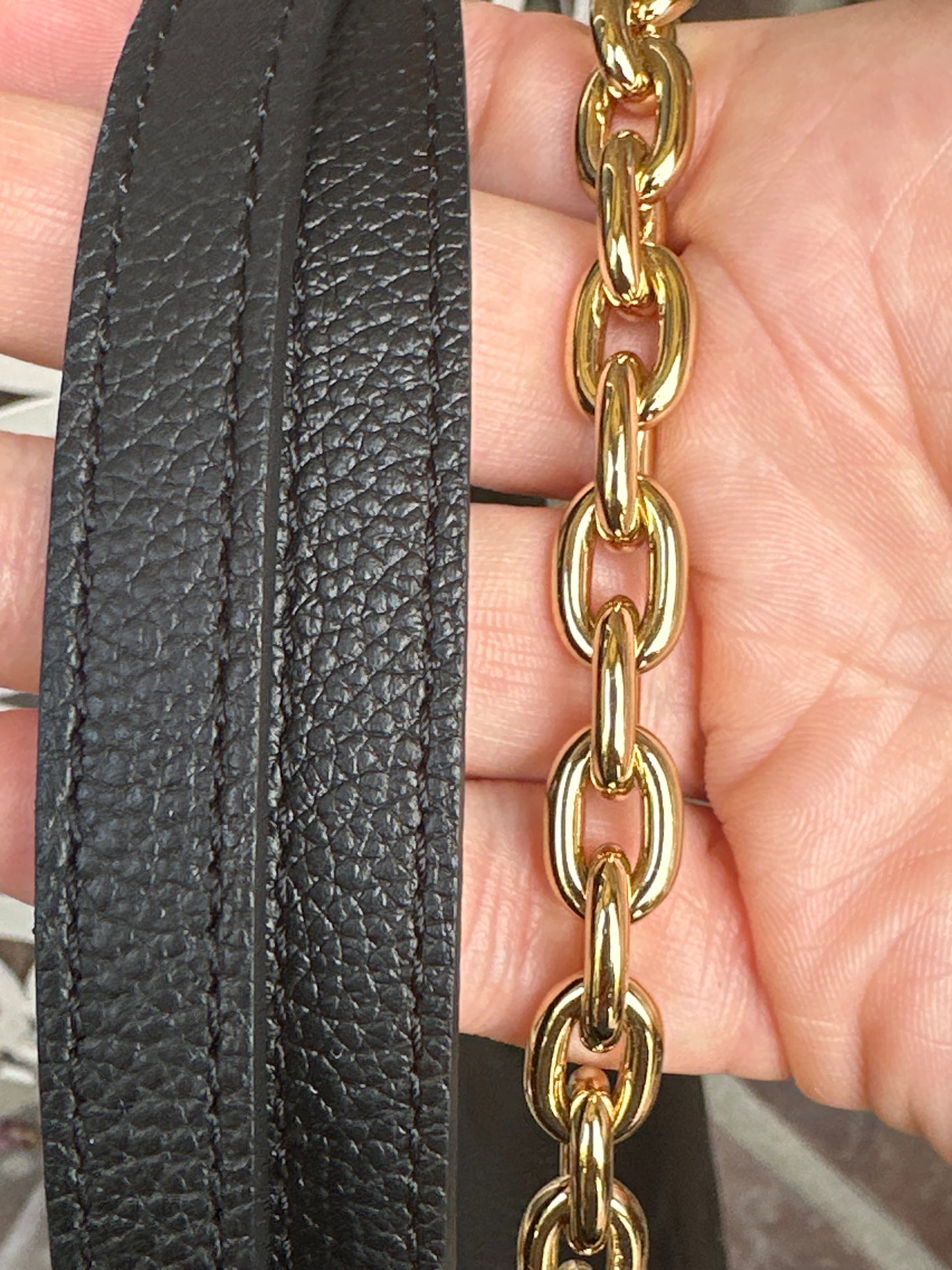 Louis Vuitton Ivy Wallet on Chain Monogram Empreinte Giant 93454