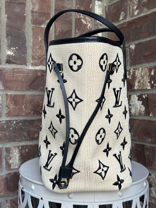 Louis Vuitton Neverfull NM Tote Giant Embroidered Cotton MM 412323