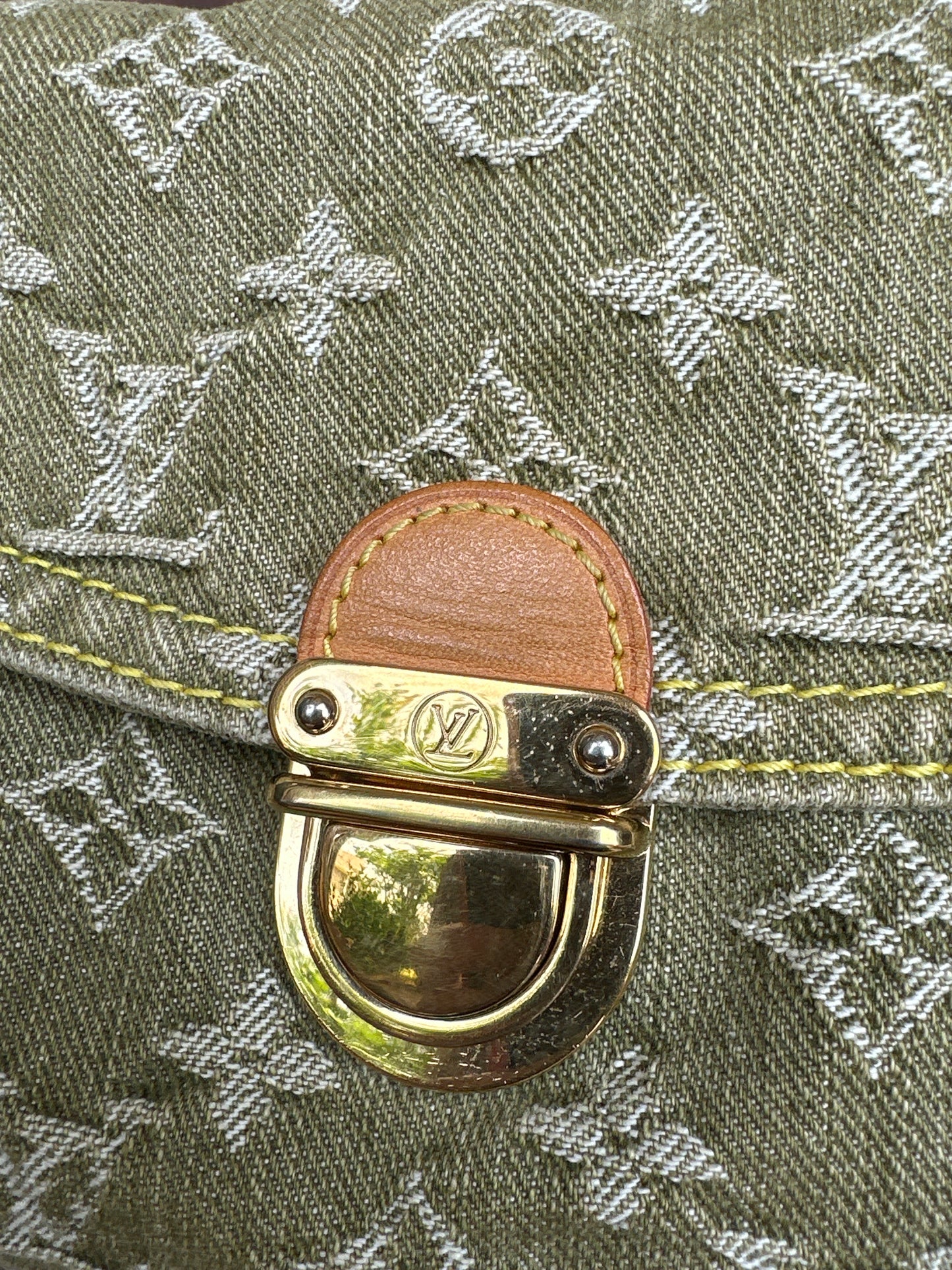 Louis Vuitton Pleaty Handbag Denim Mini 55546
