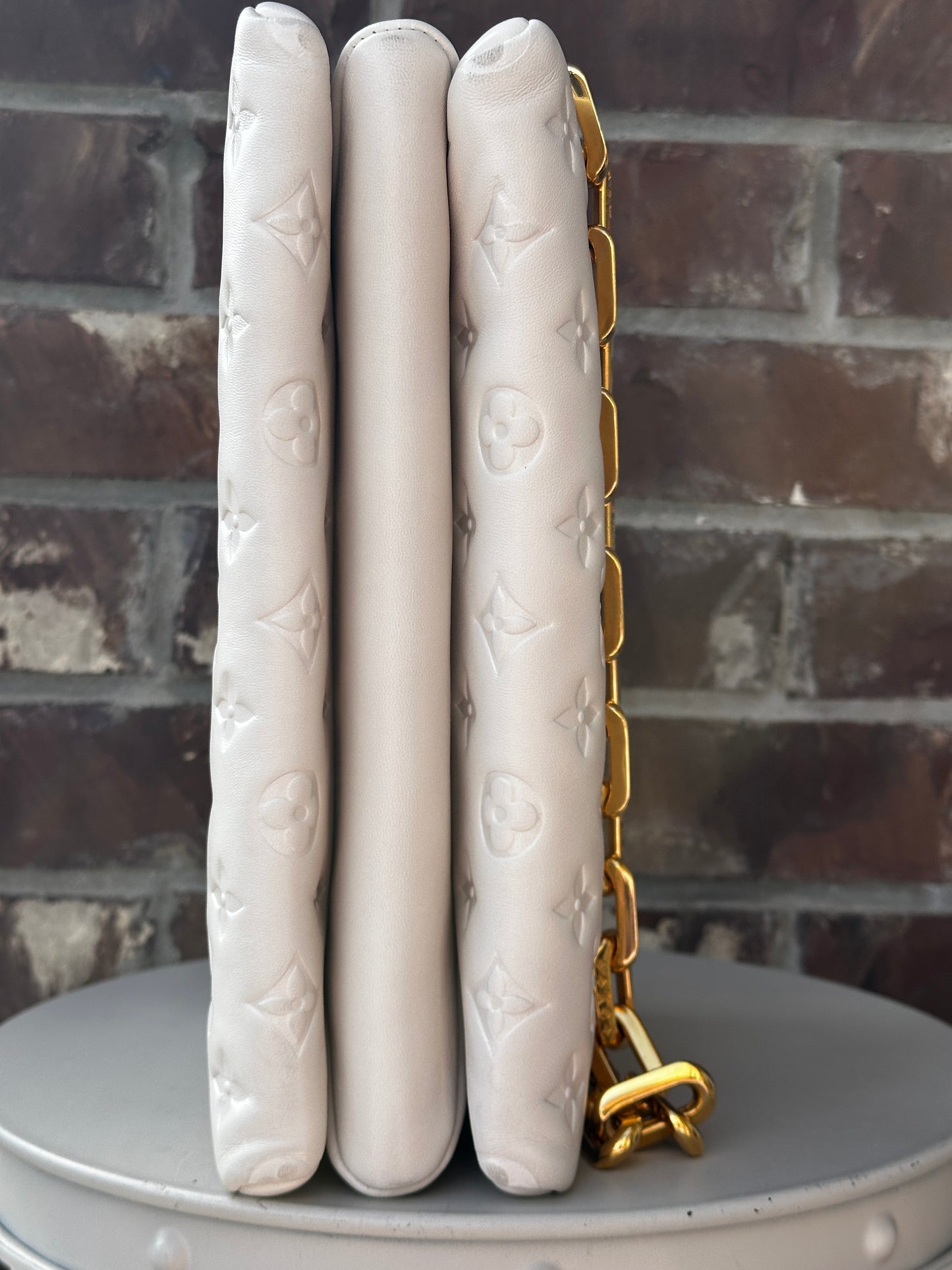 Louis Vuitton Coussin Bag Lambskin PM 41103