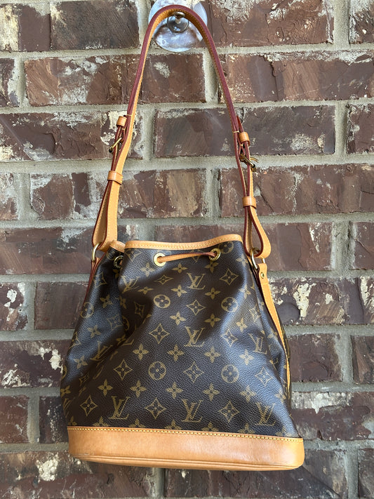 Louis Vuitton Petit Noe NM Handbag Monogram Canvas Brown 39907