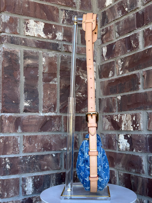 Louis Vuitton Croissant Handbag Monogram Denim MM Blue 37803