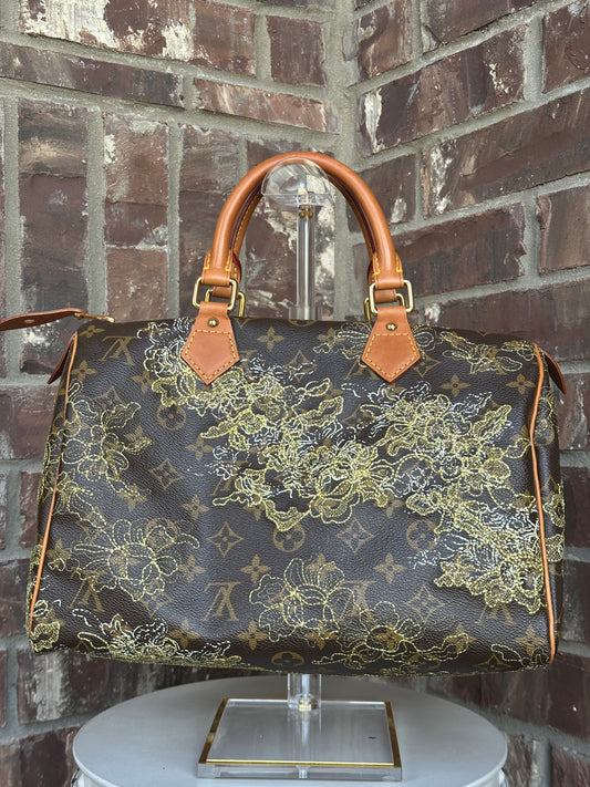 Louis Vuitton Speedy Handbag Limited Edition Monogram Dentelle 30 Brown/Gold51121