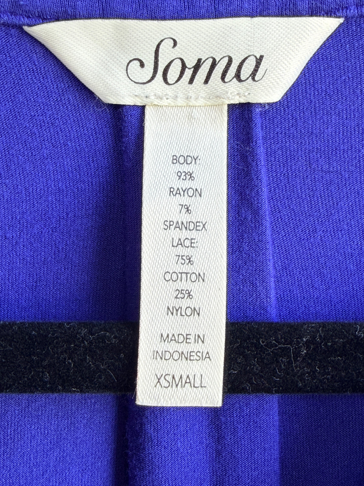 Soma Women's XS Blue Lace Shoulder Short Sleeve V Neck Top Rayon Stretch