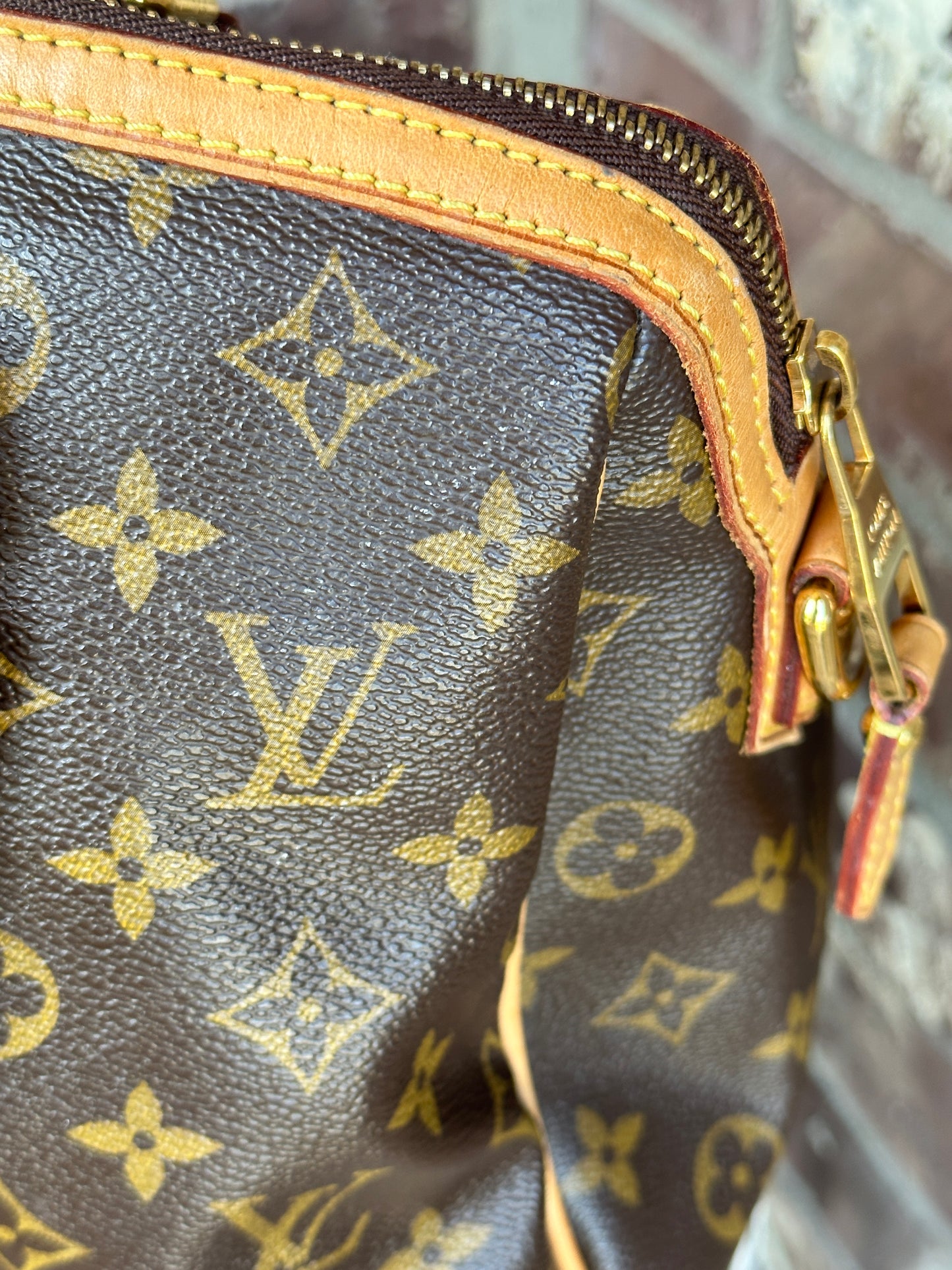 Louis Vuitton Monogram Retiro PM