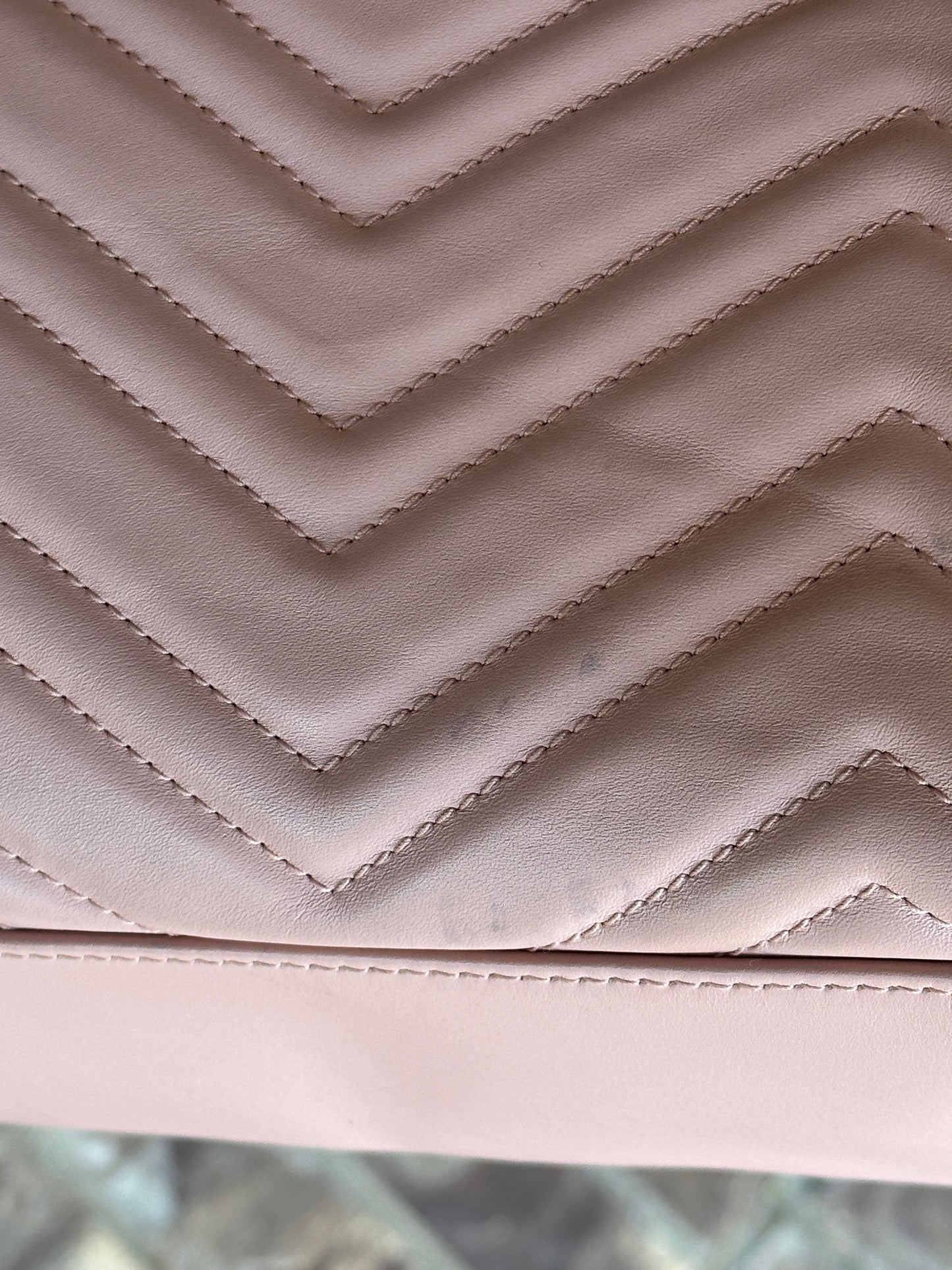 Gucci Calfskin Matelasse Medium GG Marmont Tote