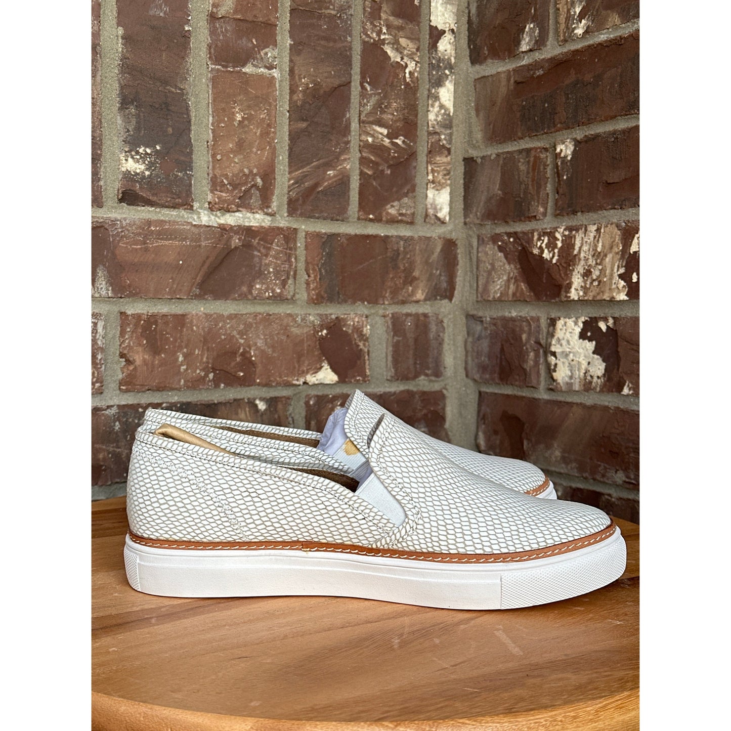 Aerosoles Newburgh White Snake Size 9M