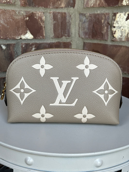 Louis Vuitton Cosmetic Pouch Bicolor Monogram Empreinte Giant