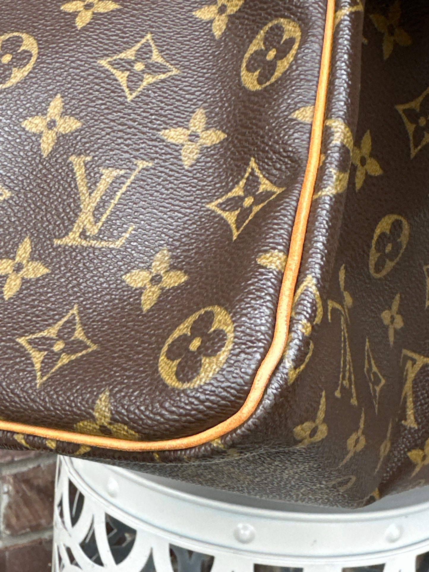 Louis Vuitton Speedy 40