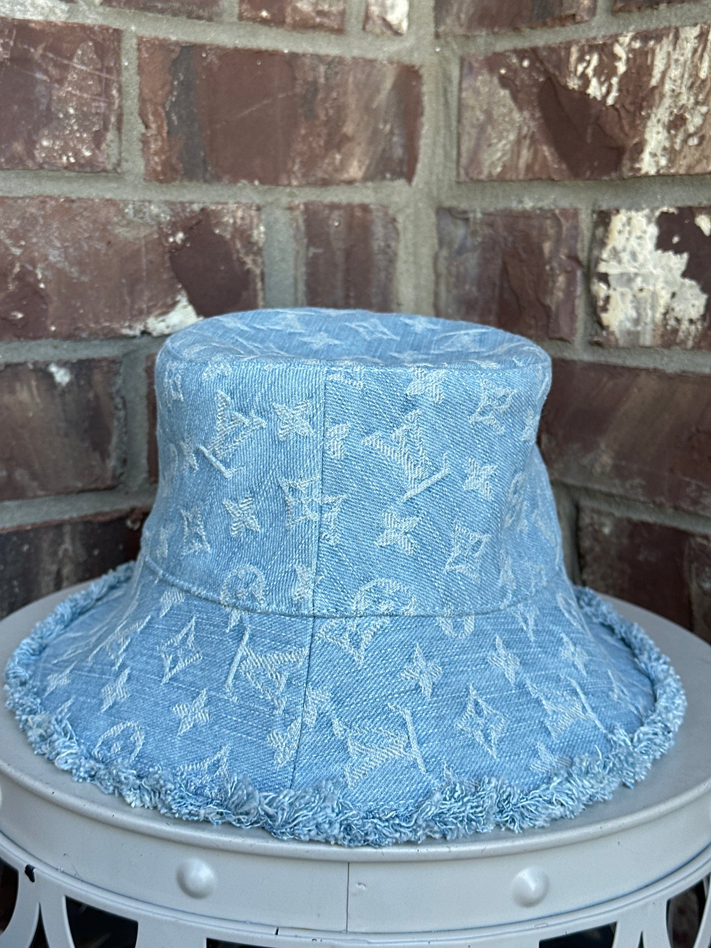Louis Vuitton Fringe Bucket Hat Monogram Denim	58887