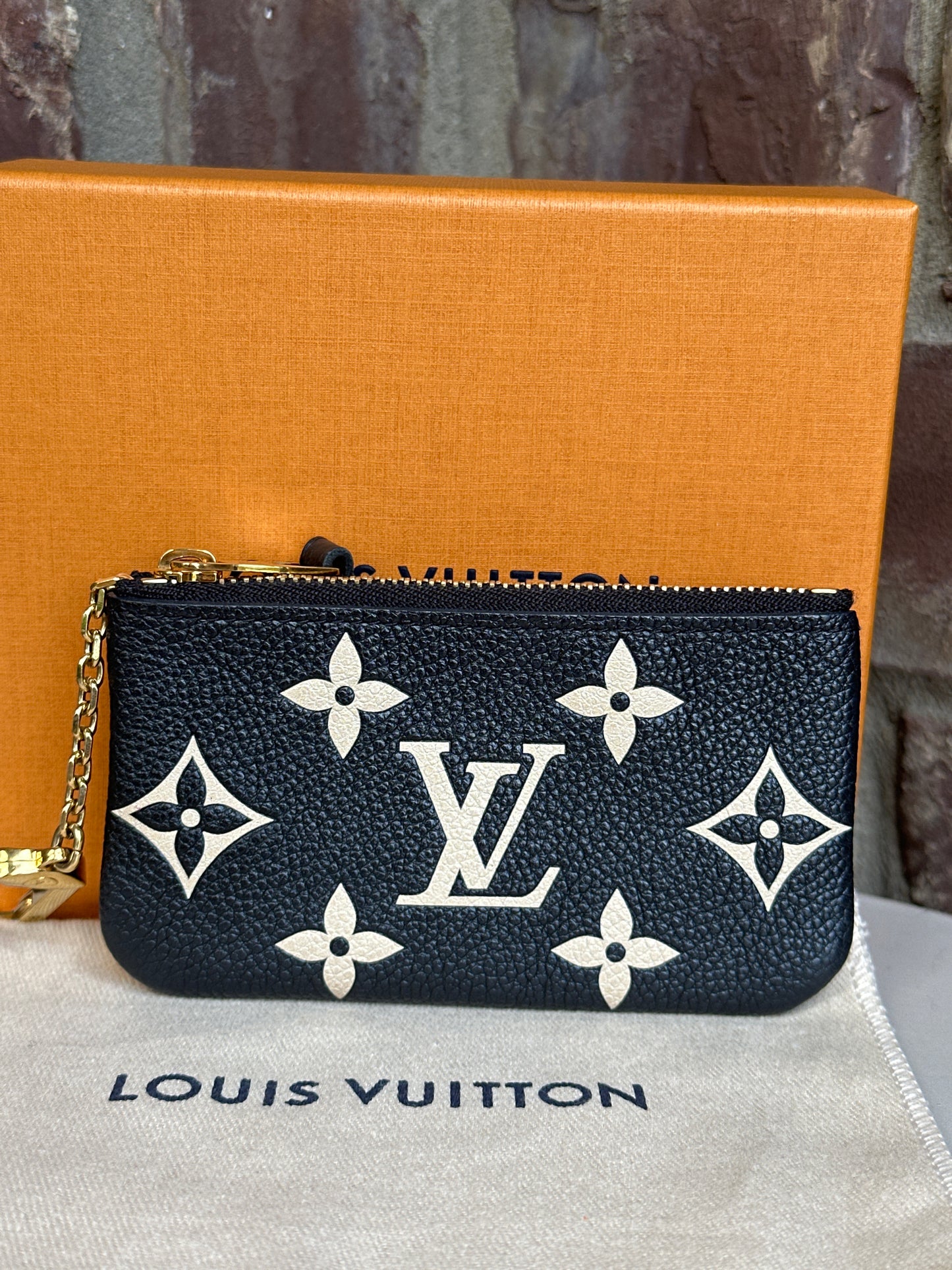 Louis Vuitton Key Pouch Bicolor 45476
