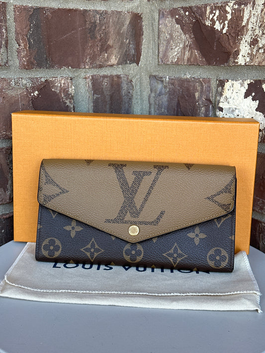 Louis Vuitton Reverse Monogram Wallet 55567