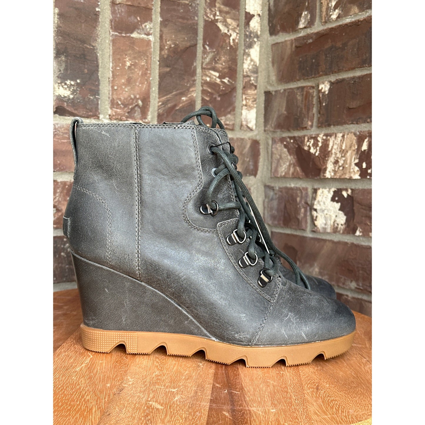 Sorel Joan Up Town Lace Waterproof Boots Quarry Size 10.5