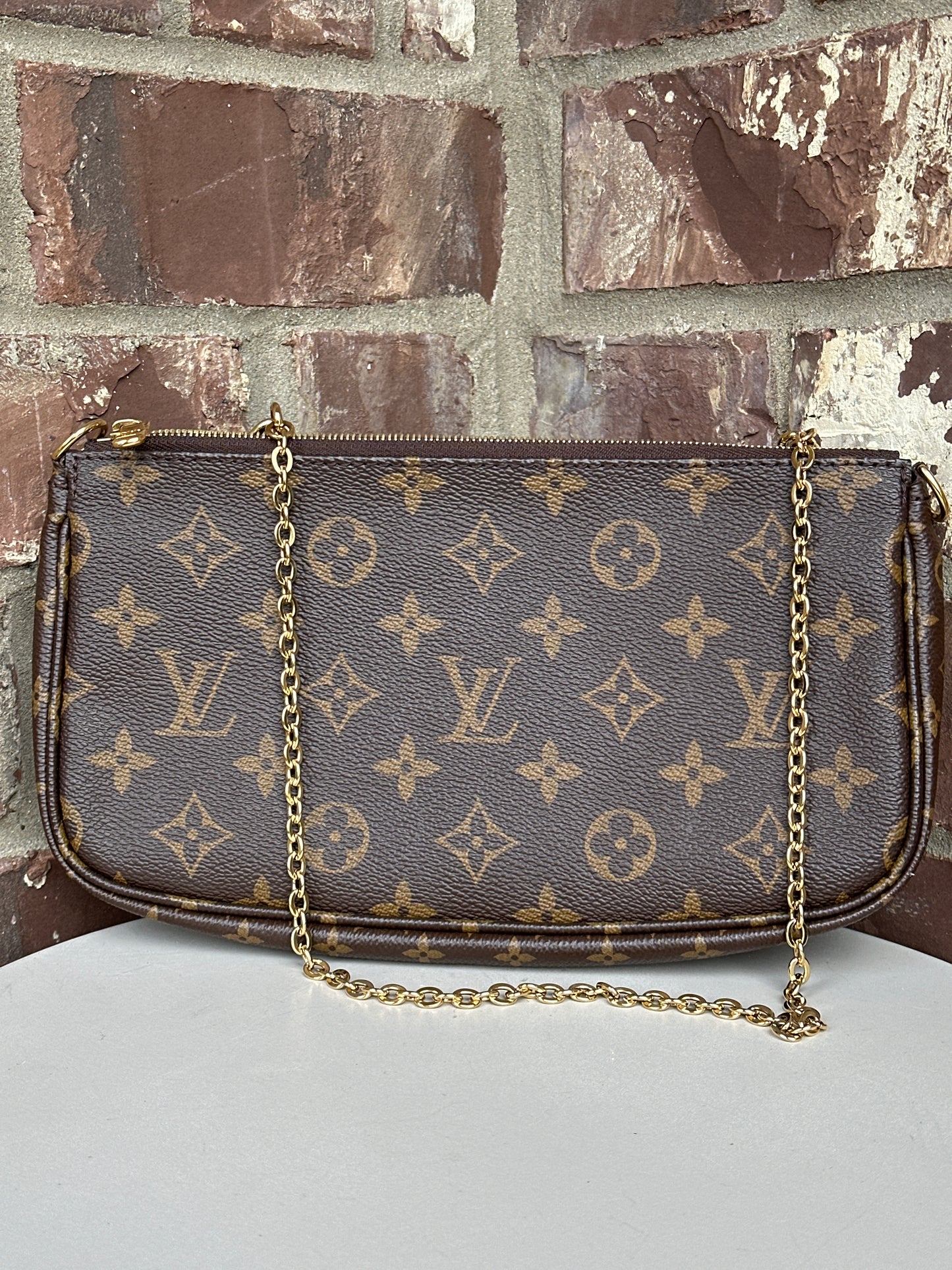 Louis Vuitton Multi Pochette Accessoires Monogram Canvas