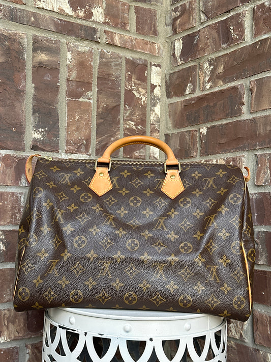 Louis Vuitton Speedy Handbag Monogram Canvas 35 89954