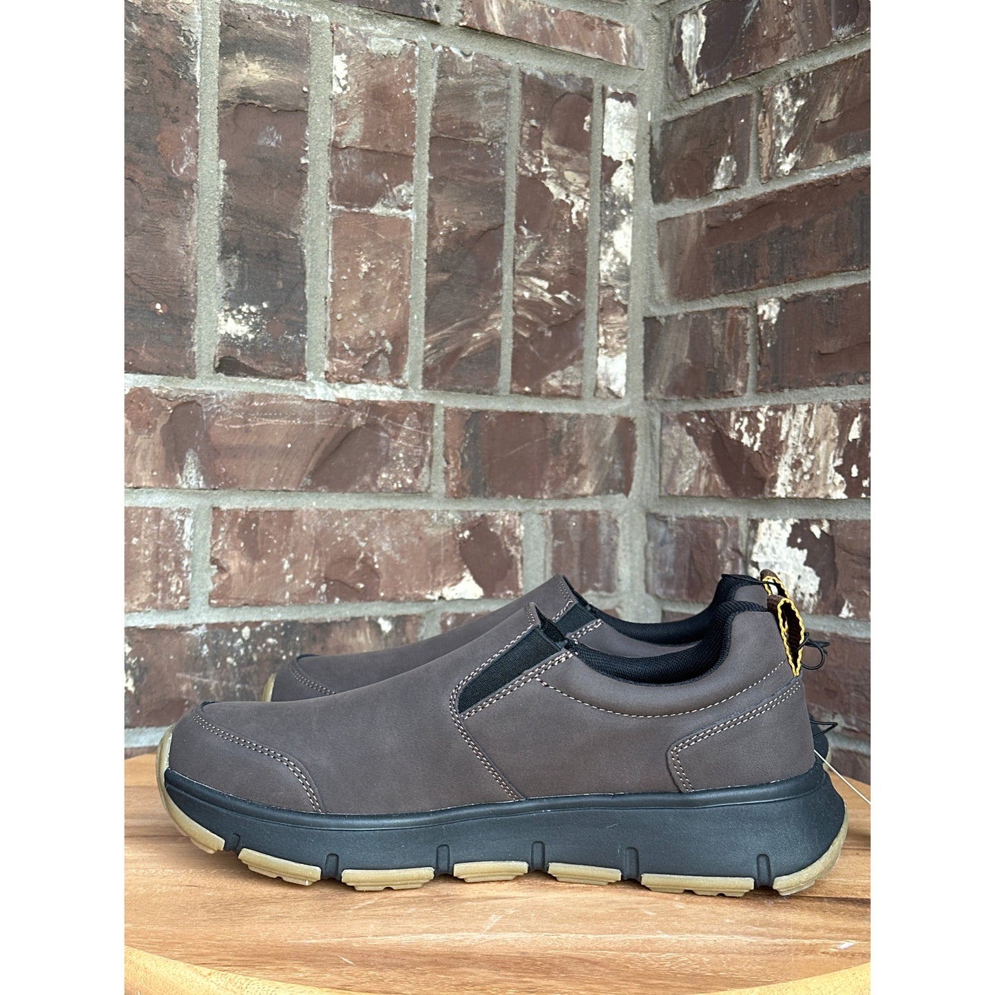 Gerry Moc II Men’s Slip On Brown Size 9