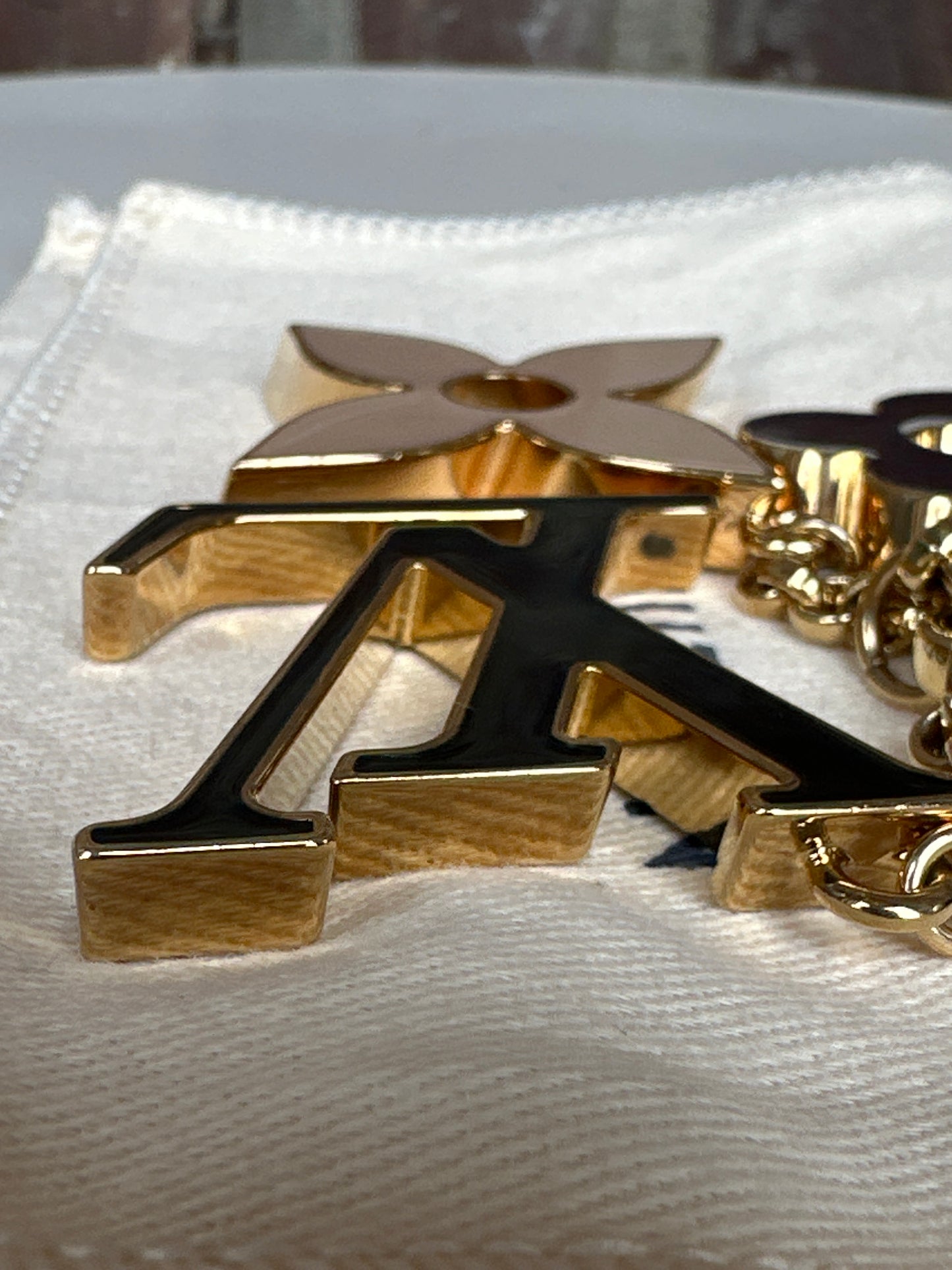 Louis Vuitton Fleur De Monogram Charm 54899