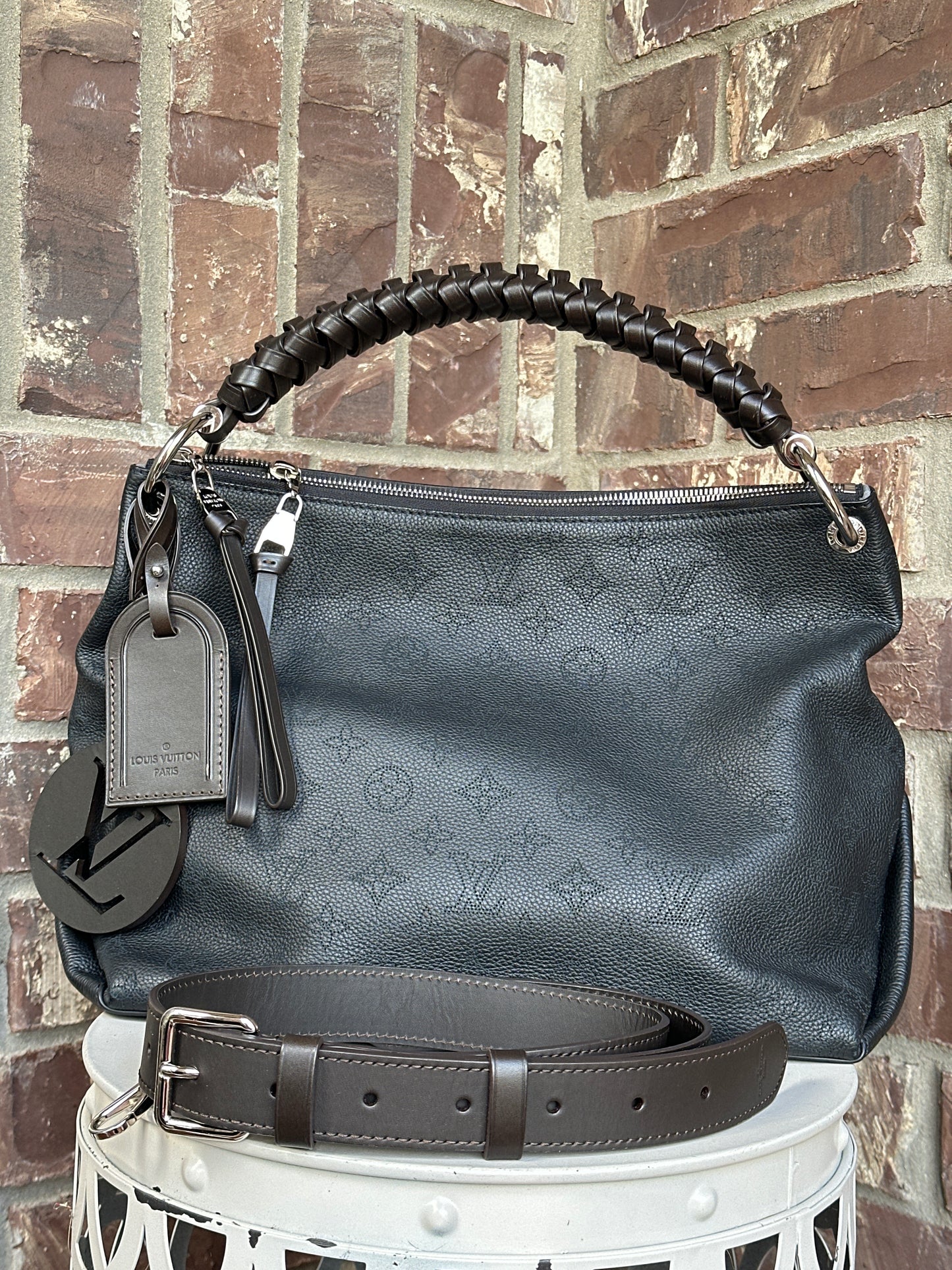 Louis Vuitton Braided Handle Beaubourg Hobo Mahina Leather MM 39986