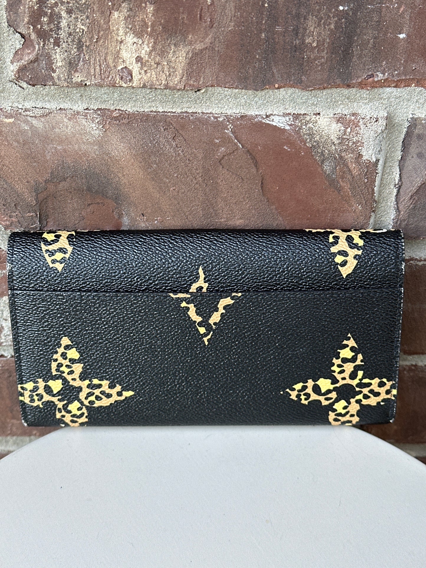 Louis Vuitton Jungle Sarah Wallet