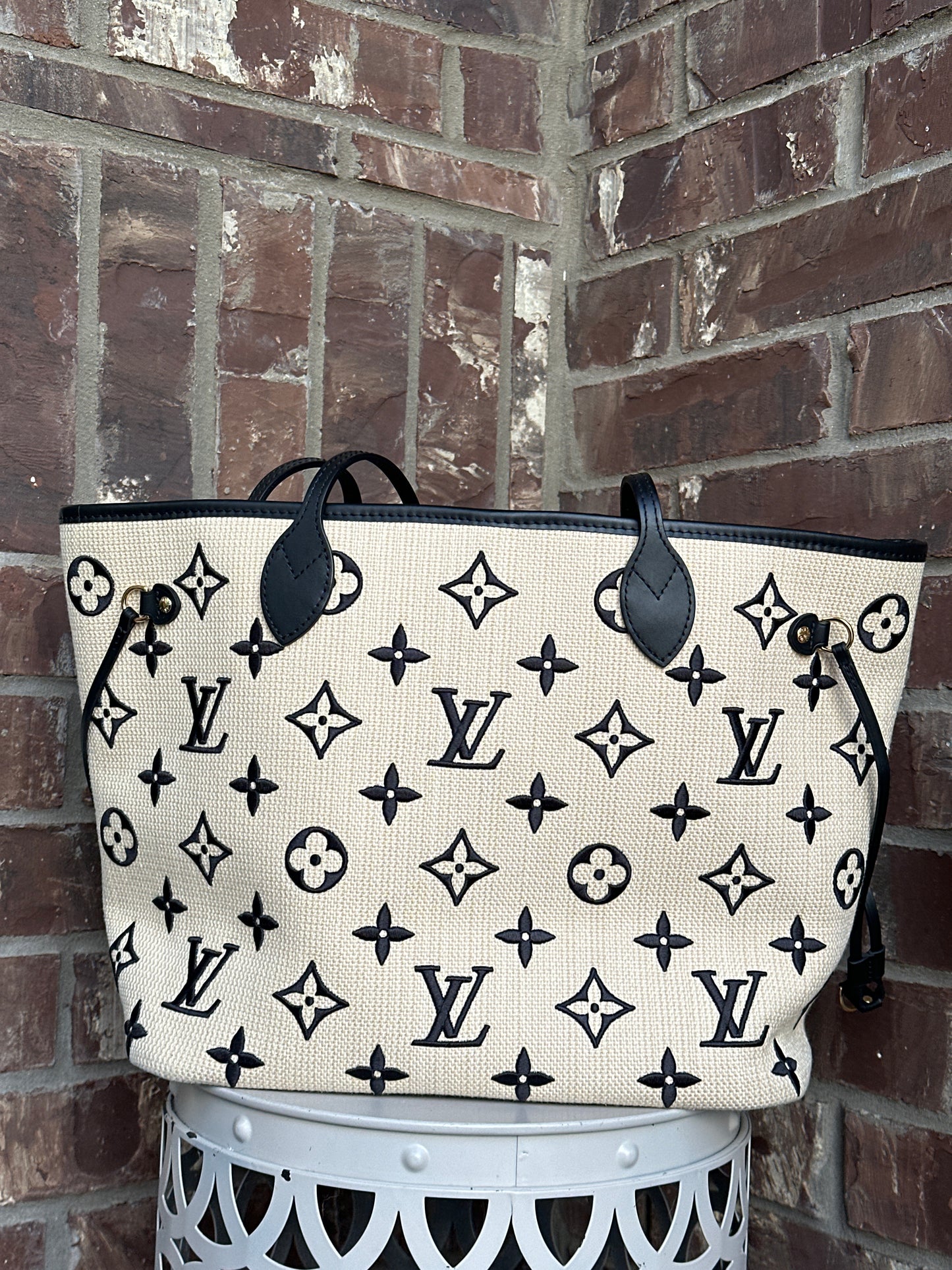 Louis Vuitton Neverfull NM Tote Giant Embroidered Cotton MM 412323