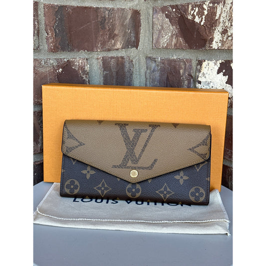 Louis Vuitton Reverse Monogram Wallet 55567