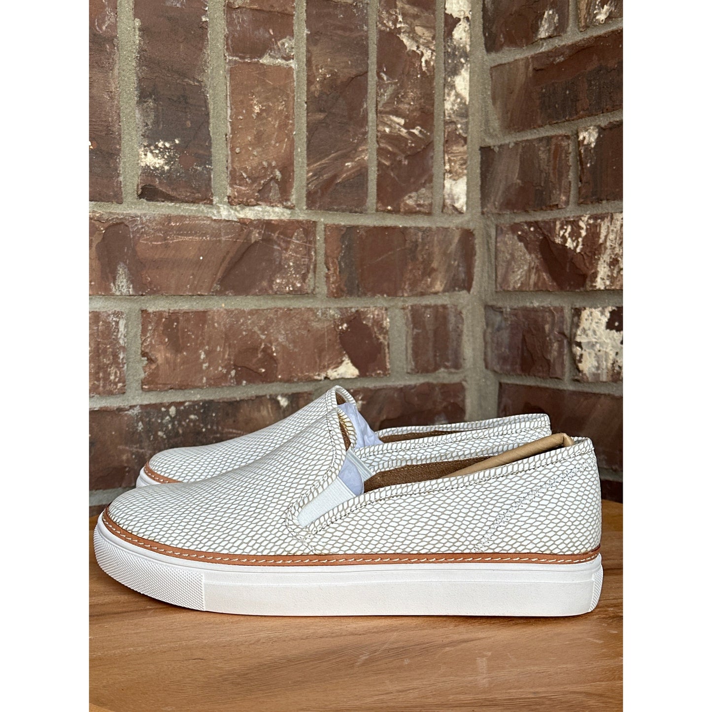 Aerosoles Newburgh White Snake Size 9M