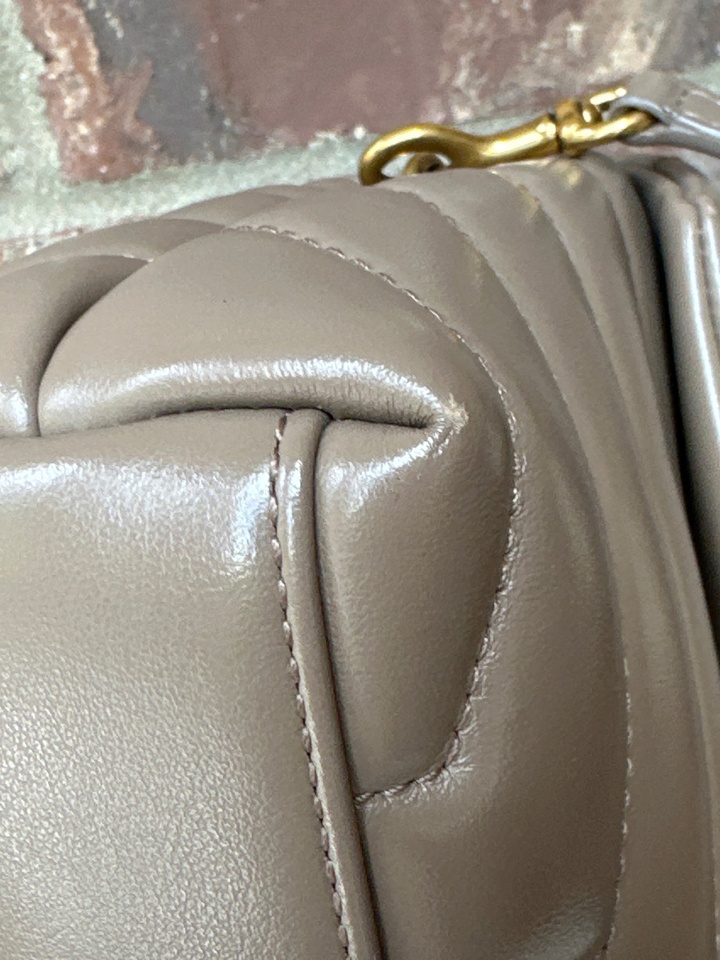 Saint Laurent Loulou Leather Toy 65889